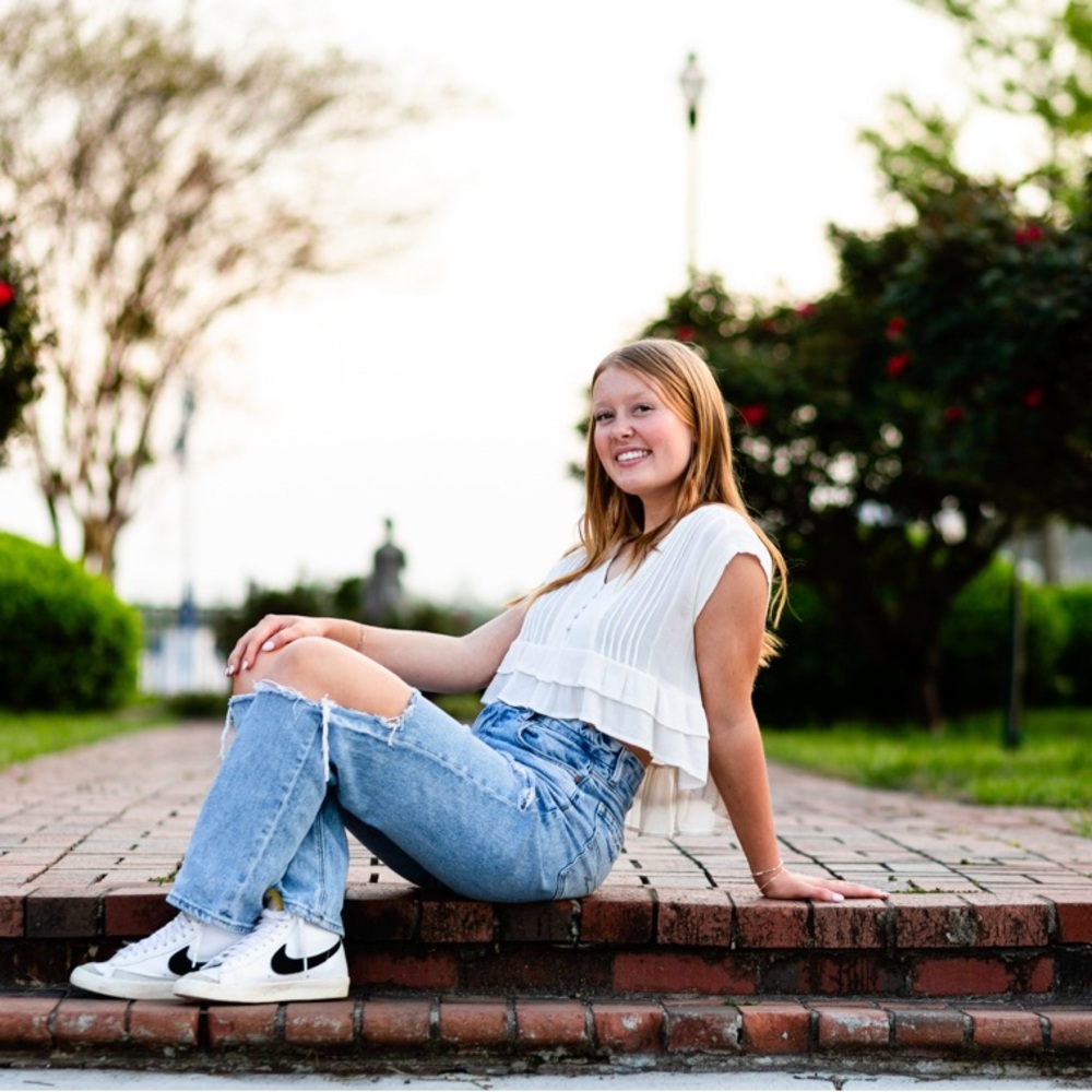 Meet your Posher, Delaney